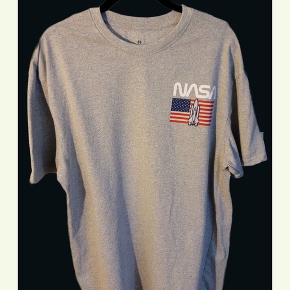 Hyper Space Other - NWOT Men's Grey Retro NASA Logo T-Shirt XL But is probably Large